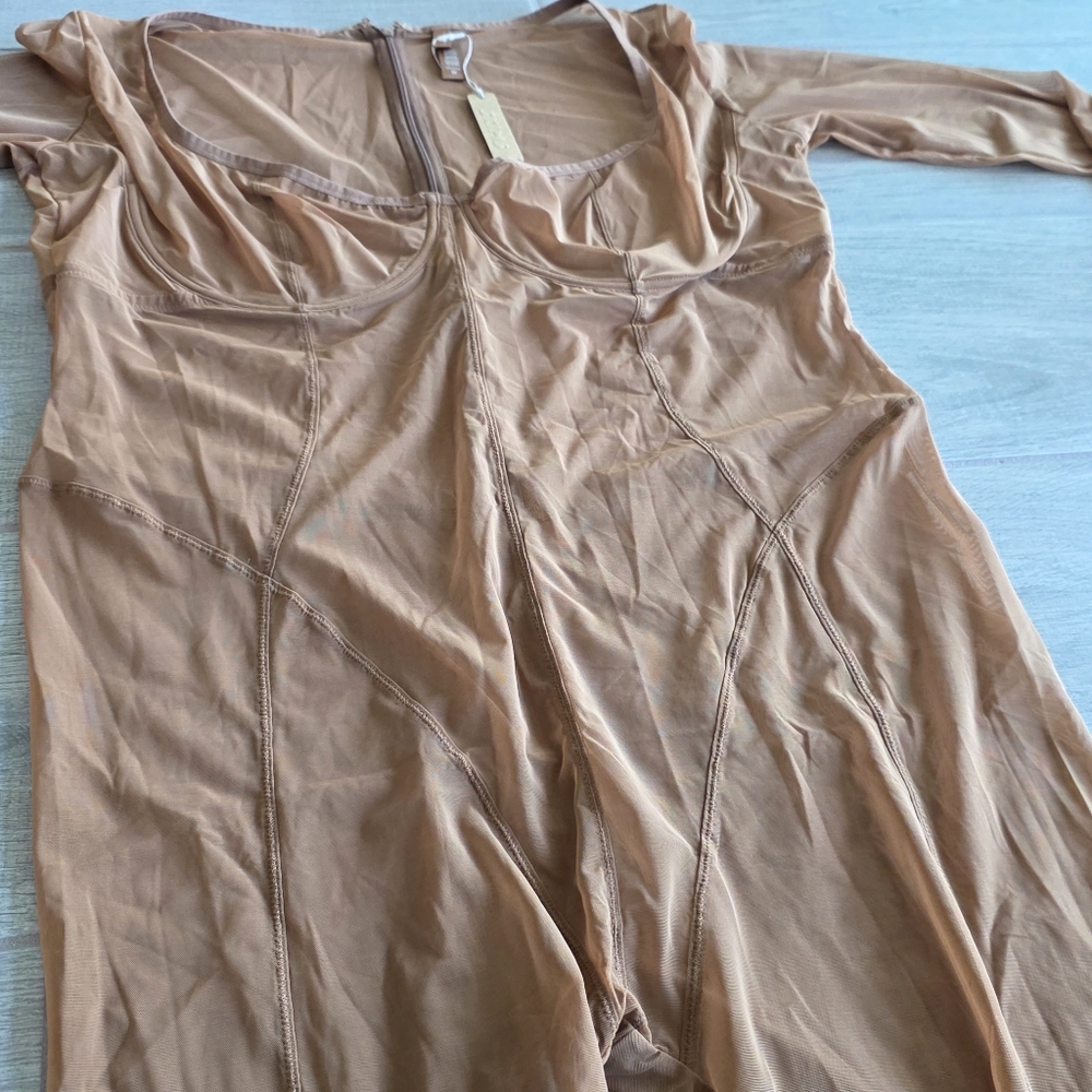 SKIMS Ultra Fine Mesh Catsuit One Piece Jumpsuit Bronze 3X Underwire NWT - Picture 9 of 16